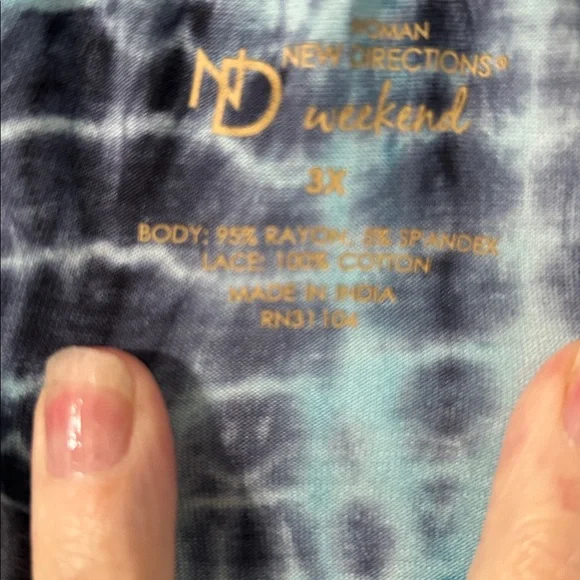 New Directions Aqua and Navy Tie-Dye Tunic - Picture 4 of 5